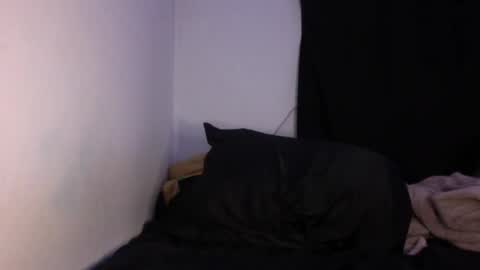 Snapshot of xoxo_k chatting on June 10, 7:29 am Miss K online show from June 10, 7:29 am