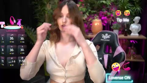 xoxo_molly online show from February 8, 8:23 pm