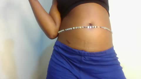 Snapshot of xoxo_sexyla chatting on July 5, 9:33 pm Raya online show from July 5, 9:33 pm