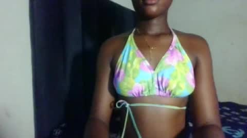 Snapshot of xoxo_sexyla chatting on July 7, 7:56 am Raya online show from July 7, 7:56 am