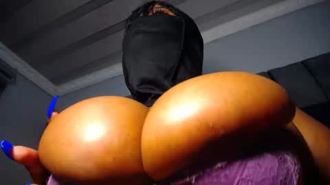 xpanther_23 online show from December 21, 10:28 pm