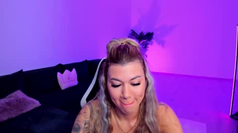 xpuka online show from March 14, 5:29 pm