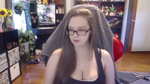 xqueenkendrax online show from August 3, 10:57 pm