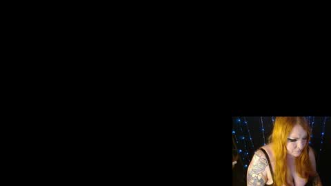 Snapshot of xredbanshee chatting on November 10, 2:10 am xredbanshee online show from November 10, 2:10 am