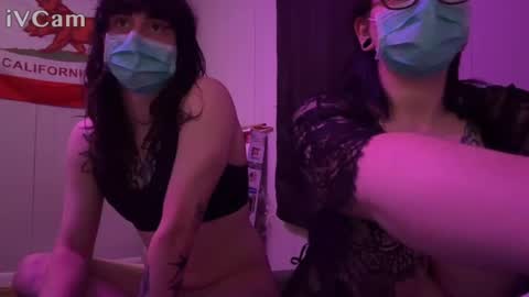 xrubyxsapphirex online show from August 6, 5:09 am