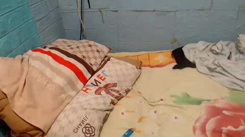 Ask Me Baby  online show from December 27, 10:55 am