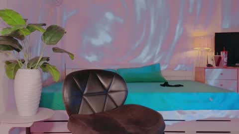 Michelle online show from January 22, 9:13 am