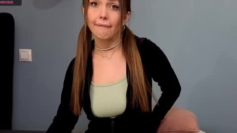 AnnaMaee online show from February 10, 11:23 pm