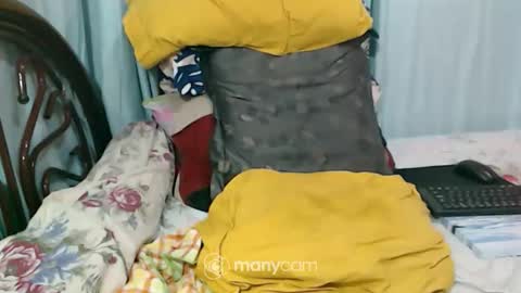 lovely online show from March 21, 8:19 am