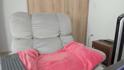 Hellen Sofia instagram hellen5546 online show from March 17, 12:30 pm