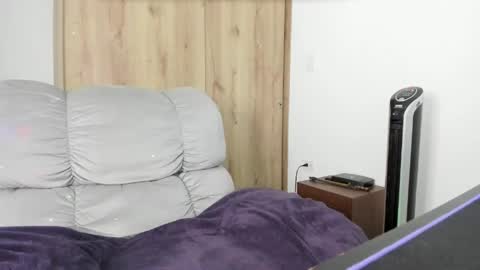 Hellen Sofia instagram hellen5546 online show from April 1, 12:39 pm