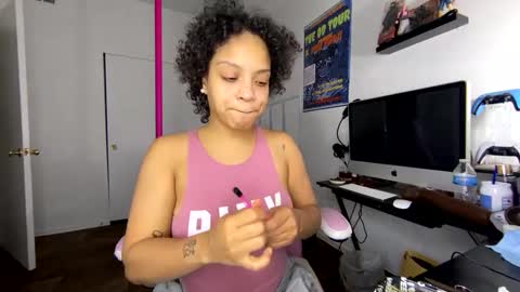 xStarGazingx online show from October 12, 6:56 am