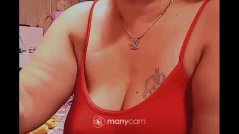 Snapshot of xsw33t_joy69x chatting on February 14, 11:42 am joy online show from February 14, 11:42 am