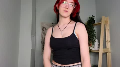 xteeenx online show from January 23, 5:35 am