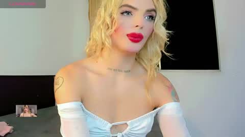 Femboy Exotic online show from June 16, 7:33 am