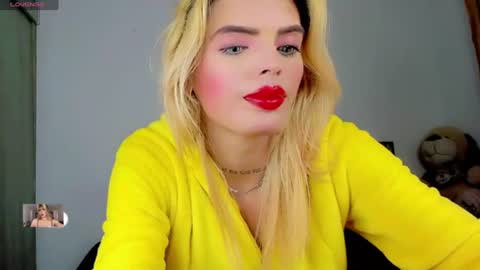 Femboy Exotic online show from June 23, 7:39 am