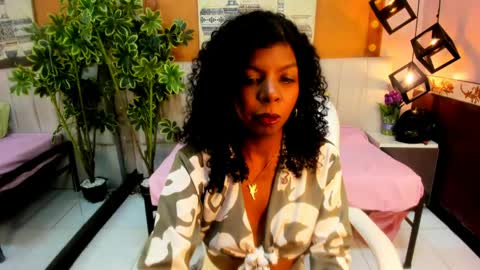 Snapshot of xtinarave chatting on June 10, 3:29 am xtinarave online show from June 10, 3:29 am