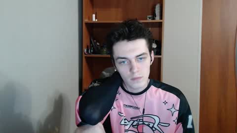 Snapshot of xtraqqq chatting on September 25, 9:07 pm traqqq online show from September 25, 9:07 pm