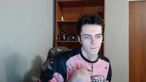 Snapshot of xtraqqq chatting on October 2, 9:00 pm traqqq online show from October 2, 9:00 pm