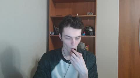 Snapshot of xtraqqq chatting on October 11, 9:02 pm traqqq online show from October 11, 9:02 pm