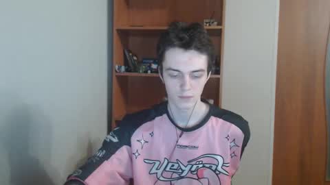 Snapshot of xtraqqq chatting on October 21, 10:10 pm traqqq online show from October 21, 10:10 pm