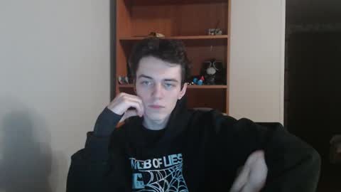 Snapshot of xtraqqq chatting on November 15, 5:42 pm traqqq online show from November 15, 5:42 pm