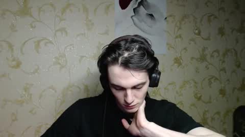 traqqq online show from March 13, 3:29 pm