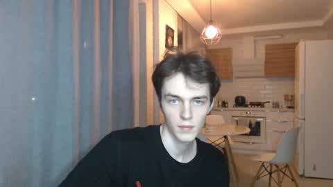 traqqq online show from June 26, 8:46 pm