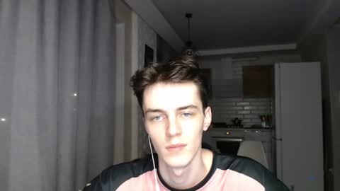 traqqq online show from July 10, 6:54 pm