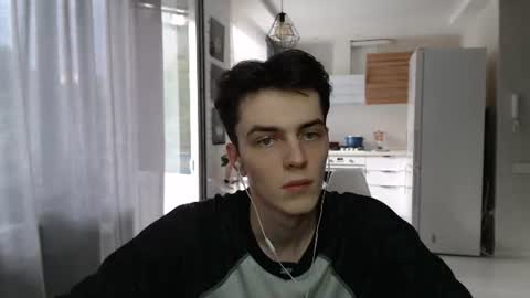 traqqq online show from July 11, 3:26 pm