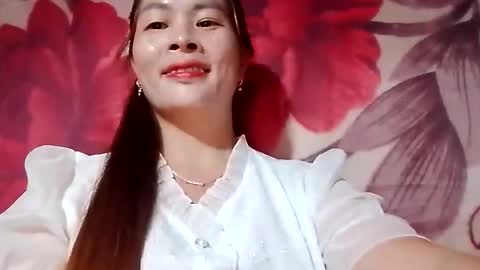 xuxulove00 online show from October 20, 1:39 am