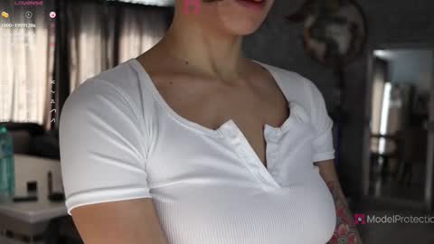 FrancyStepmom and YStepson    INTERESTED IN A GIRL-GIRL COLLABORATION  TEXT ME HERE  or INSTAGRAM online show from February 11, 12:16 pm