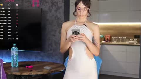 Snapshot of xwithy chatting on August 8, 11:45 am FrancyStepmom and YStepson INTERESTED IN A GIRL-GIRL COLLABORATION TEXT ME HERE or INSTAGRAM online show from August 8, 11:45 am
