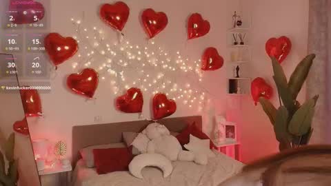 Courtney online show from February 7, 5:11 am