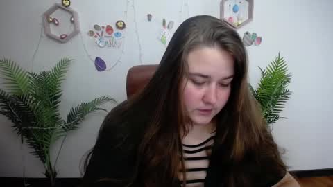 Snapshot of xx_daniella_xx chatting on April 1, 6:36 am xx daniella xx online show from April 1, 6:36 am