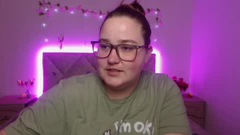 Snapshot of xx_daniella_xx chatting on April 4, 6:16 pm xx daniella xx online show from April 4, 6:16 pm