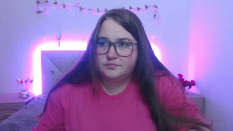 Snapshot of xx_daniella_xx chatting on April 11, 7:45 am xx daniella xx online show from April 11, 7:45 am