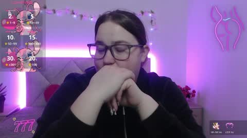 Snapshot of xx_daniella_xx chatting on April 28, 6:51 am xx daniella xx online show from April 28, 6:51 am