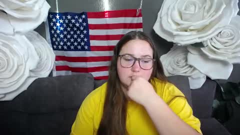 Snapshot of xx_daniella_xx chatting on July 7, 6:38 am xx daniella xx online show from July 7, 6:38 am