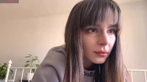 Snapshot of xx_lily chatting on March 6, 12:01 pm Lily online show from March 6, 12:01 pm