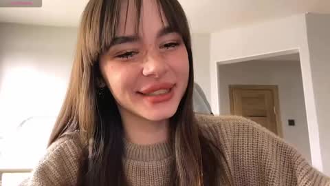 Lily online show from May 5, 11:29 am