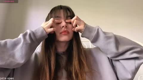 Lily online show from May 14, 12:23 pm