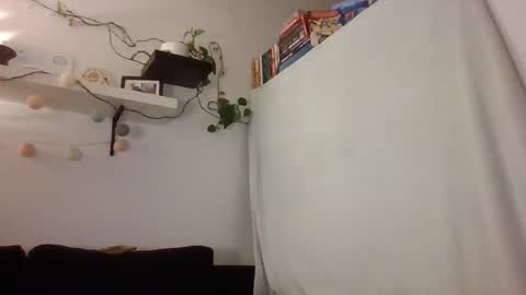 Snapshot of xxartevil chatting on March 8, 3:21 am xartevil online show from March 8, 3:21 am