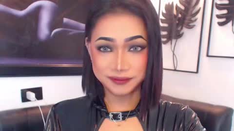 xxasian_goddessxx online show from August 4, 7:05 pm