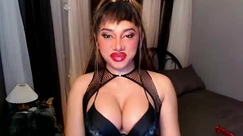 cinddy online show from March 7, 6:11 pm