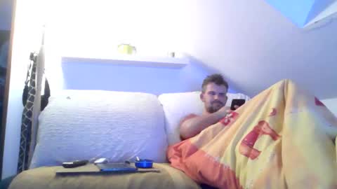 Snapshot of xxdirty_slut_boyxx chatting on December 1, 12:04 am xxdirty_slut_boyxx online show from December 1, 12:04 am