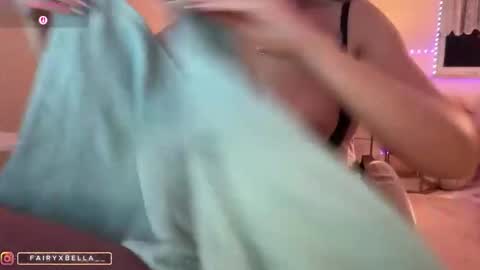 xxfairyxgiiirlxx online show from January 13, 6:18 am