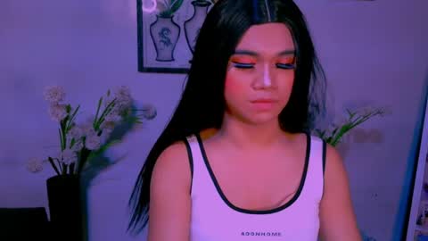 Fiona online show from April 24, 2:03 am