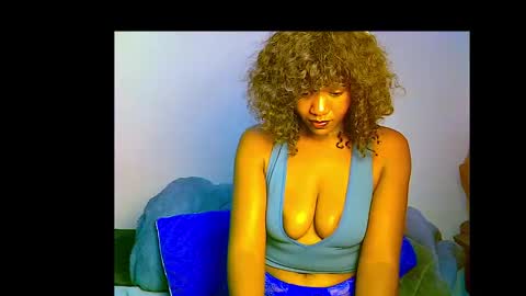 Snapshot of xxfleurlove chatting on November 19, 8:14 am xxfleurlove online show from November 19, 8:14 am