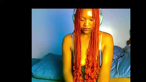 Snapshot of xxfleurlove chatting on December 20, 7:15 am xxfleurlove online show from December 20, 7:15 am